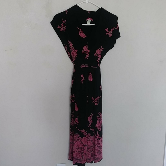 DownEast Dresses & Skirts - Downeast basics dress